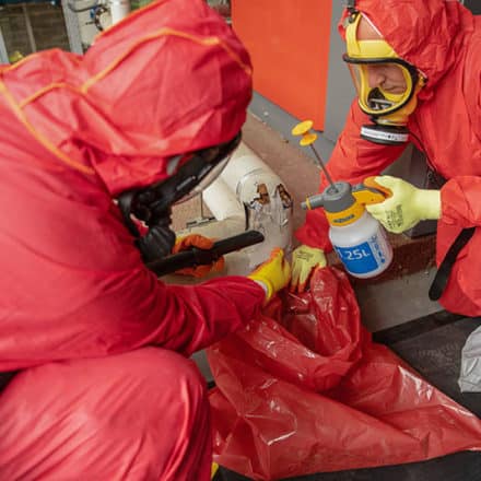 What qualifications do I need for asbestos removal?