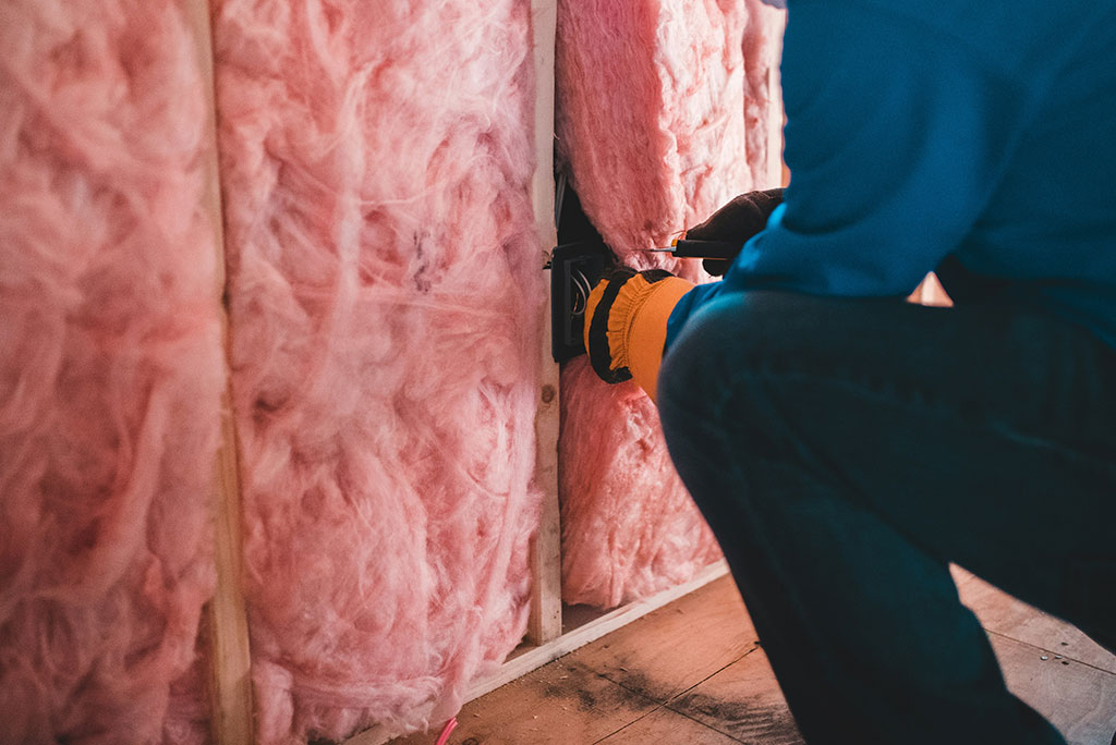 health risks of asbestos during home retrofits